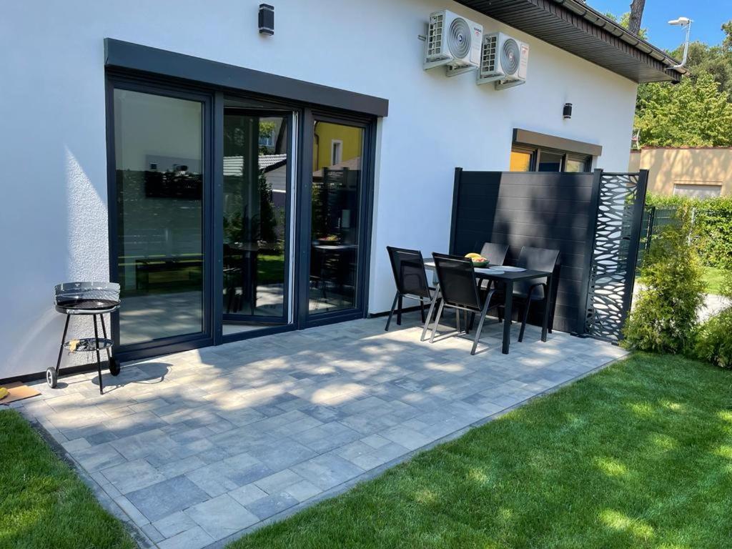 Apartamenty Przy Parku -150M Od Plazy Darlowko Dış mekan fotoğraf